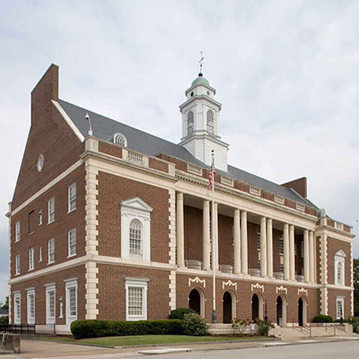 US Post Office and Courthouse, New Bern, NC, is an example of Colonial Revival style architecture