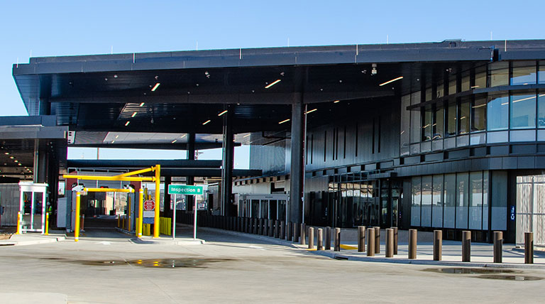 Building photo of the Calexico West land port of entry 