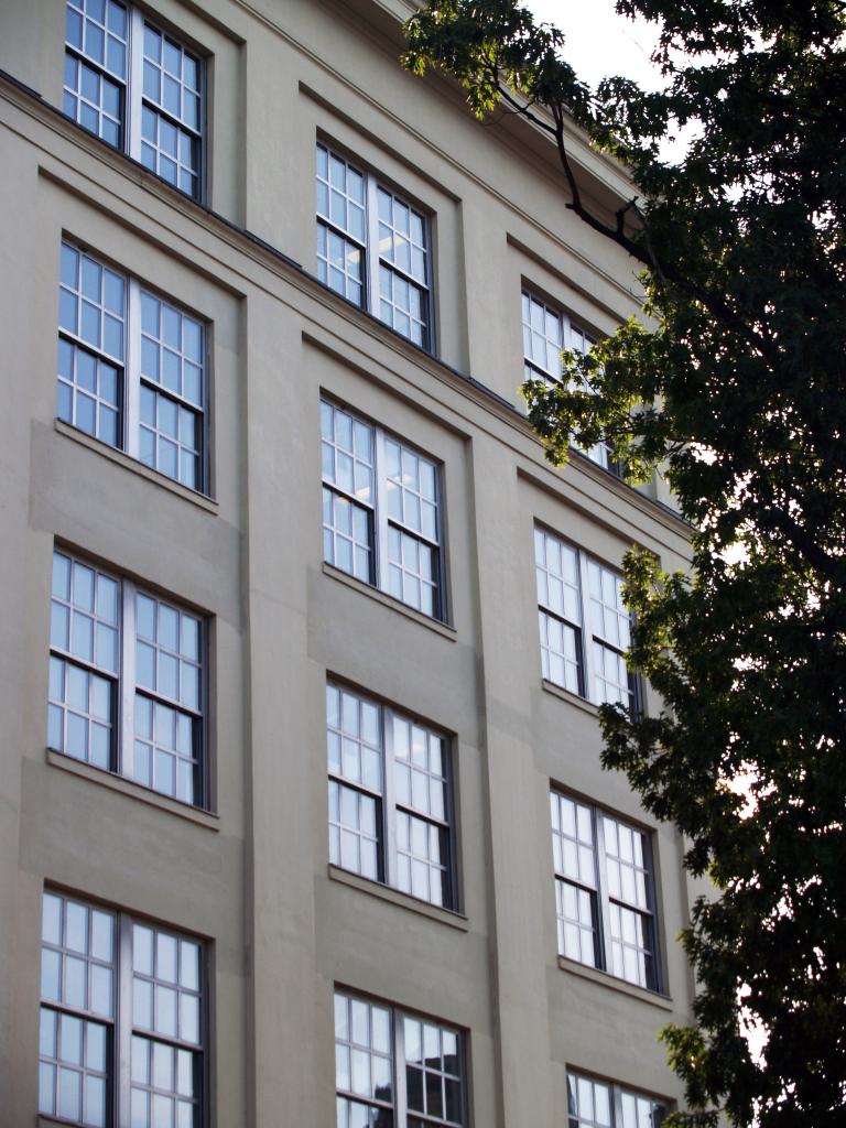 Liberty Loan federal building