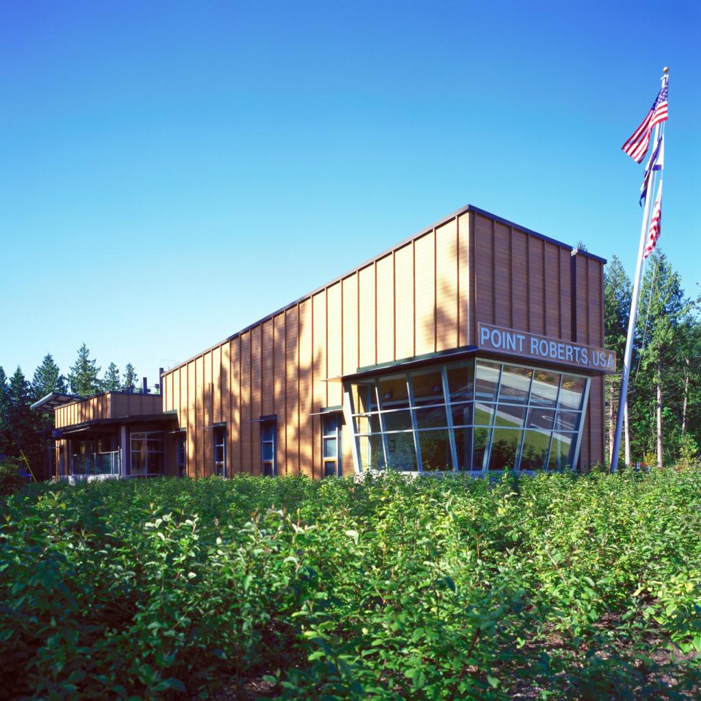 Photo of Port Roberts U.S. Border Station