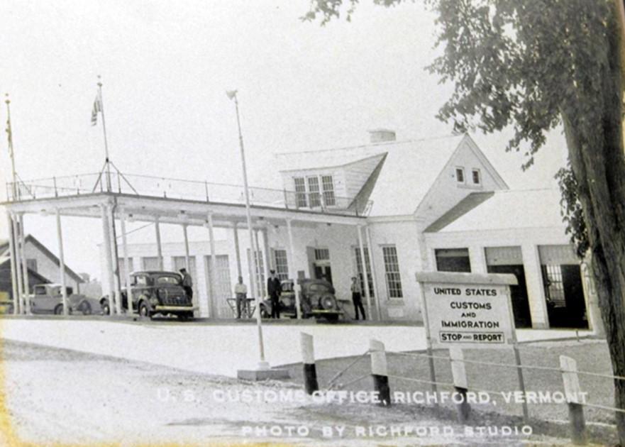 1936 Photo of the VT-Richford LPOE with original canopy