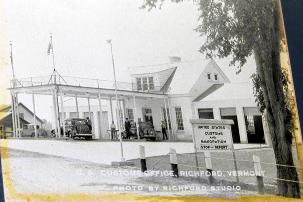black and white photo of the Richford, VT Land Port of Entry 