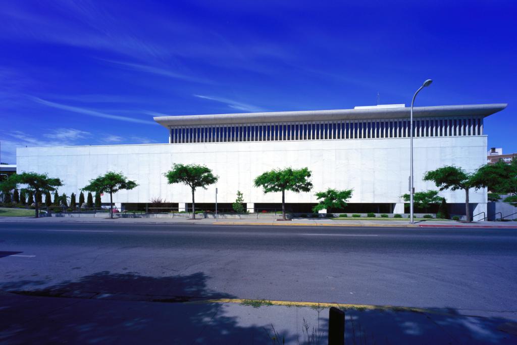 photo of Wenatchee Federal Building